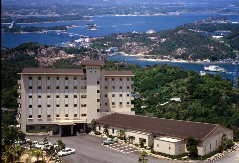 Misakitei Hotell Kami Amakusa Exteriör bild